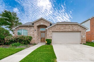 21203 Branchport Dr in Houston, TX - Building Photo - Building Photo