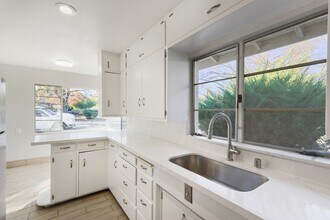 838 D St in Davis, CA - Building Photo - Building Photo