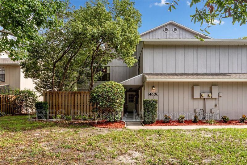 4600 Lighthouse Cir in Orlando, FL - Building Photo