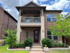 1112 Amber Rose Way in Arlington, TX - Building Photo