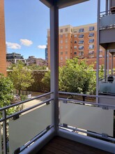 949 W Madison St in Chicago, IL - Building Photo - Building Photo