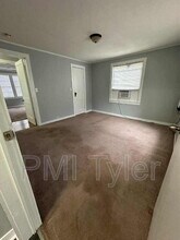 107 Tracy Lynn St in Longview, TX - Building Photo - Building Photo