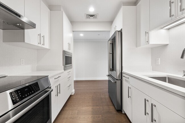 776 Boylston St, Unit 5C in Boston, MA - Foto de edificio - Building Photo