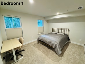 7868 Blackbriar Way, Unit Bedroom 1 in Laurel, MD - Building Photo - Building Photo