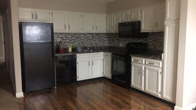 724 Old Manor Rd in Columbia, SC - Building Photo - Building Photo