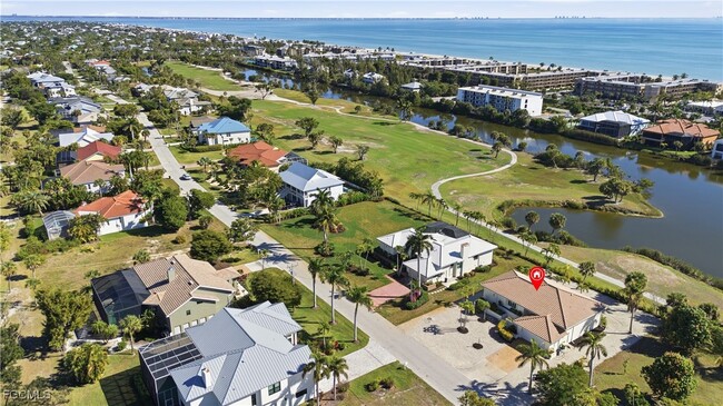 property at 1235 Par View Dr