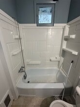 56 Clinton St, Unit 56 3R in Binghamton, NY - Building Photo - Building Photo