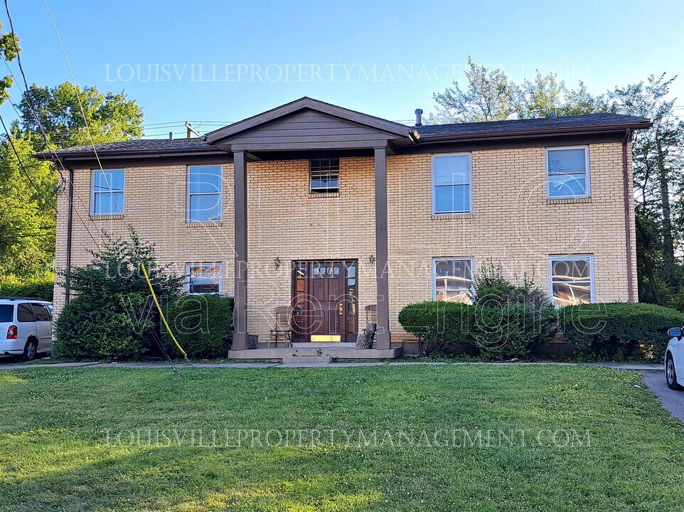 2908 Brinkey Way in Louisville, KY - Building Photo