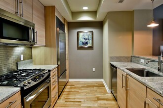 1655 N California Blvd in Walnut Creek, CA - Building Photo - Building Photo