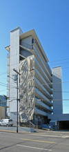 Waialae Towers in Honolulu, HI - Building Photo - Building Photo