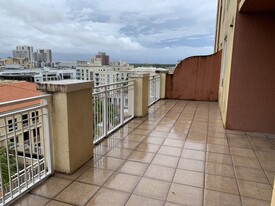 7350 SW 89th St, Unit 1007S Toscano Condo in Miami, FL - Building Photo - Building Photo