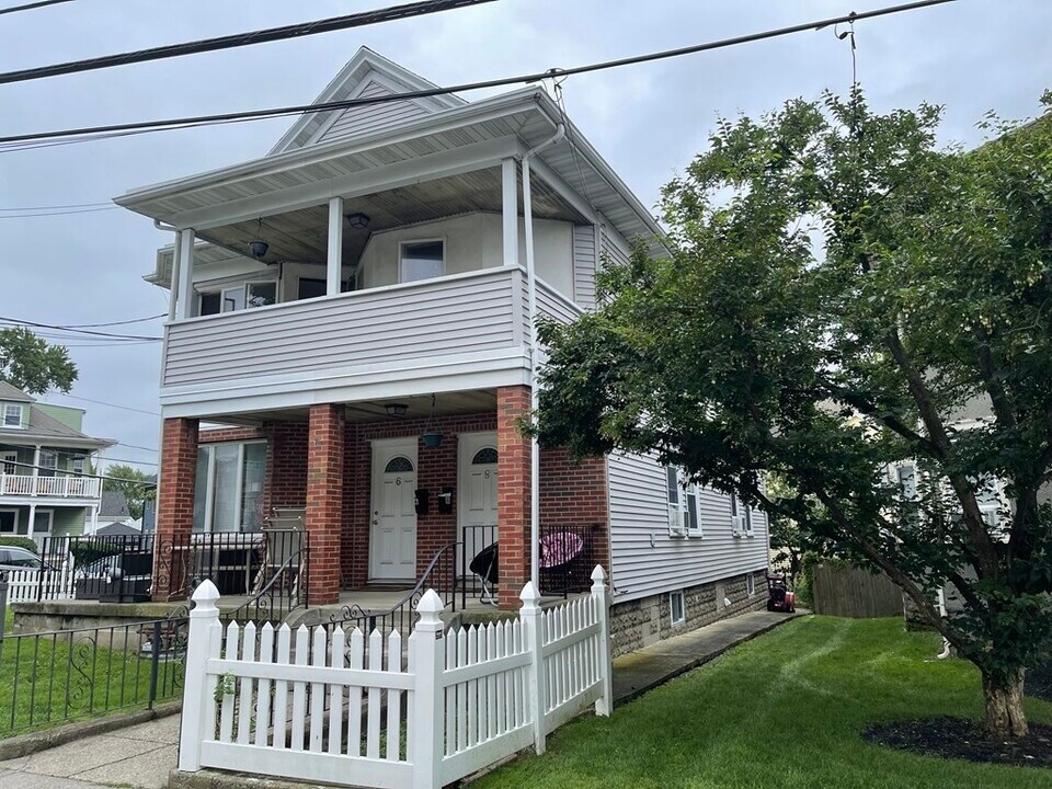 6-8 Porter St in Watertown, MA - Building Photo