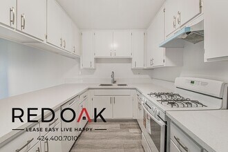 10133 Pinewood Ave in Los Angeles, CA - Building Photo - Building Photo