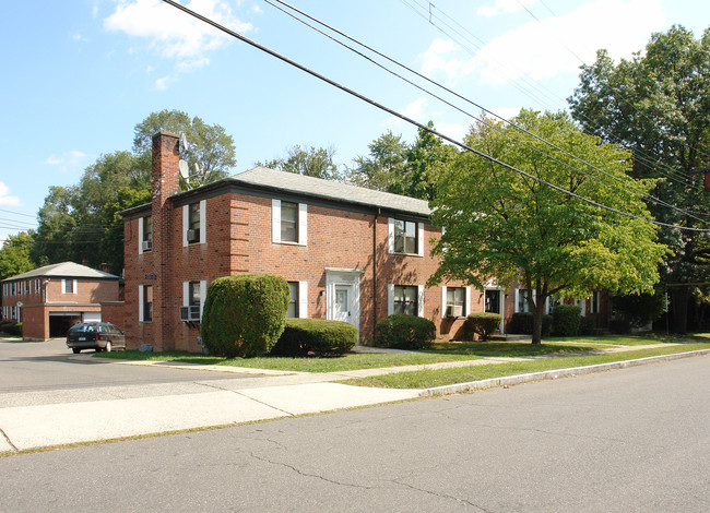 415 Prospect Ave in West Hartford, CT - Building Photo - Building Photo