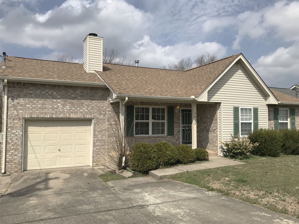 3853 Northbrook Dr in Nashville, TN - Building Photo