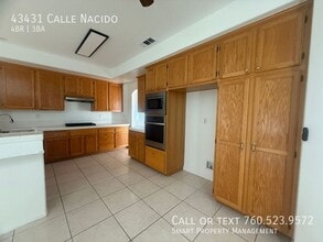 43431 Calle Nacido in Temecula, CA - Building Photo - Building Photo