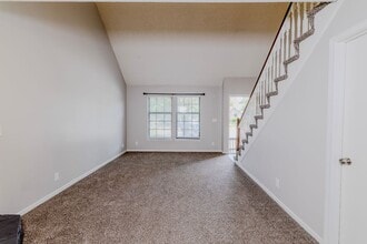 6811 W 149th Terrace in Overland Park, KS - Building Photo - Building Photo