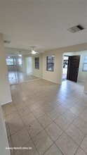 12025 Proctor Loop in New Port Richey, FL - Building Photo - Building Photo