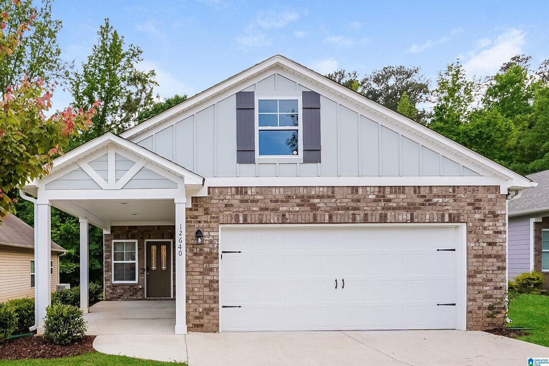 12640 Owen Park Ct in Mc Calla, AL - Building Photo