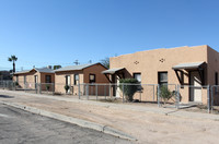 102 W Veterans Blvd in Tucson, AZ - Building Photo - Building Photo