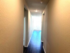 21723 Springhill Grove Ln in Waller, TX - Foto de edificio - Building Photo