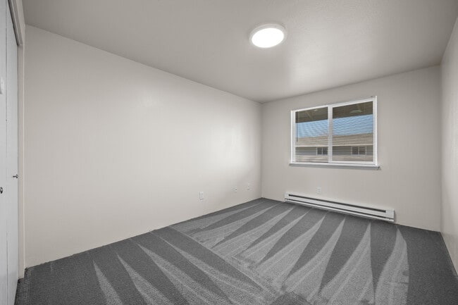 The Ferns in College Place, WA - Building Photo - Building Photo