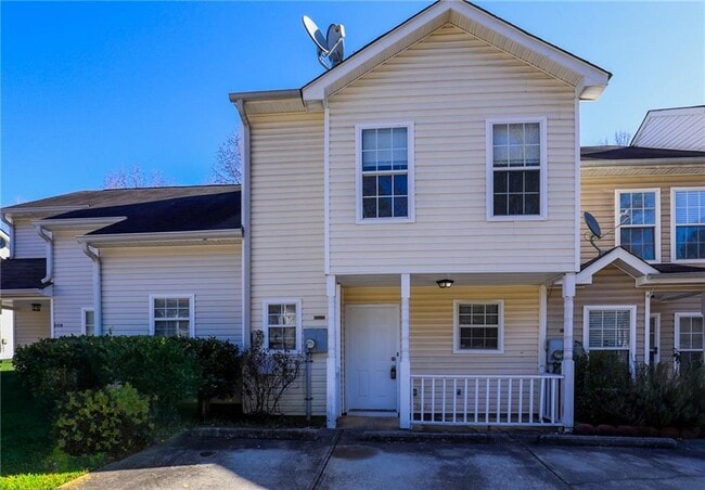 property at 6546 Wellington Chase Ct