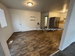 301 E 18th St in Idaho Falls, ID - Building Photo - Building Photo