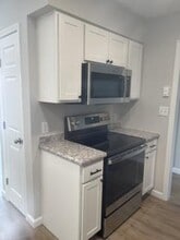 5061 S Catherine St in Plattsburgh, NY - Building Photo - Building Photo
