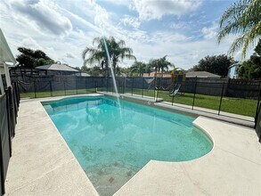 24932 Ravello St in Land O Lakes, FL - Building Photo - Building Photo