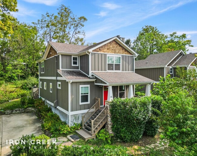 property at 85 Beaver Dr
