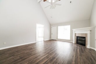 1230 Worthington Dr in Southaven, MS - Building Photo - Building Photo