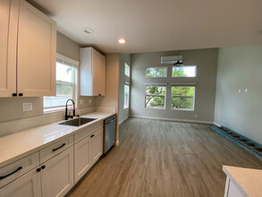 4541-4543 Idaho St in San Diego, CA - Building Photo - Interior Photo