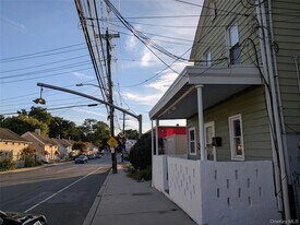 90-92 W Railroad Avenue Unit in West Haverstraw, NY - Building Photo