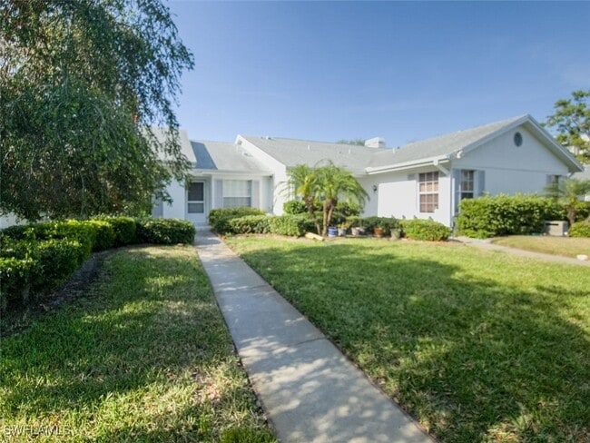 4209 Castlewood Dr in Holiday, FL - Building Photo - Building Photo