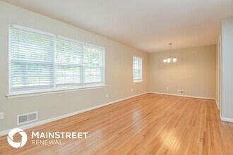 2616 2nd Pl NW in Center Point, AL - Foto de edificio - Building Photo