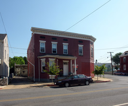 702 W Washington St in Hagerstown, MD - Building Photo - Building Photo