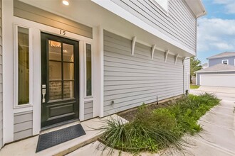 15 Thorpe Ln in Spring, TX - Building Photo - Building Photo