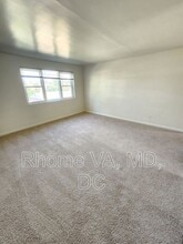 6192 Greenwood Dr in Falls Church, VA - Building Photo - Building Photo