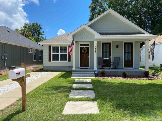 property at 1322 N 7th Ave