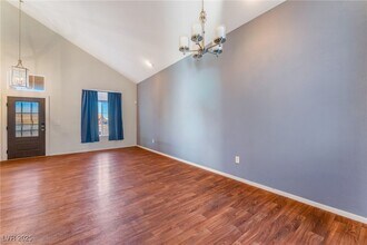 8401 Cinnamon Hill Ave in Las Vegas, NV - Building Photo - Building Photo