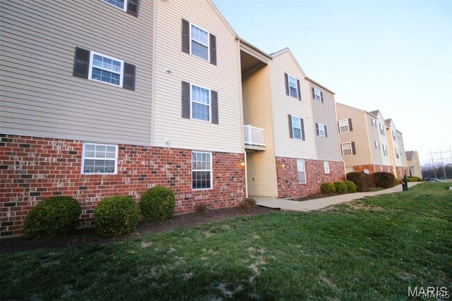 1124 Welsh Dr in Lake St. Louis, MO - Building Photo - Building Photo