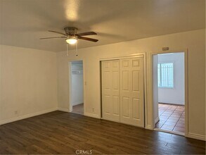 749 S Berendo St, Unit 3 in Los Angeles, CA - Foto de edificio - Building Photo