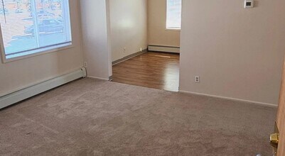 8980 Blackberry St in Anchorage, AK - Foto de edificio - Building Photo