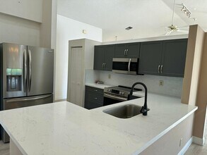 9645 El Clair Ranch Rd in Boynton Beach, FL - Building Photo - Building Photo