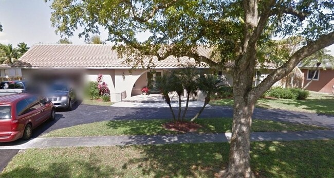 property at 820 SW 66th Ave