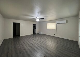 2101 Brunson Ave in Midland, TX - Building Photo - Building Photo