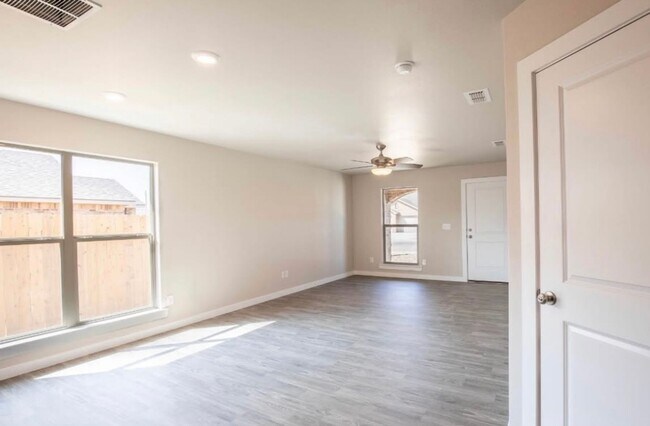 14403 Avenue X in Lubbock, TX - Building Photo - Building Photo