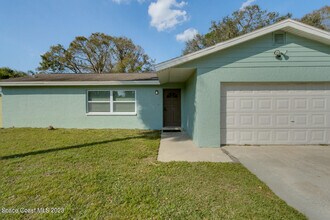 5711 Margo Ct in Melbourne, FL - Building Photo - Building Photo