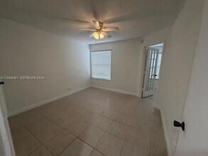 2826 S University Dr in Davie, FL - Building Photo - Building Photo